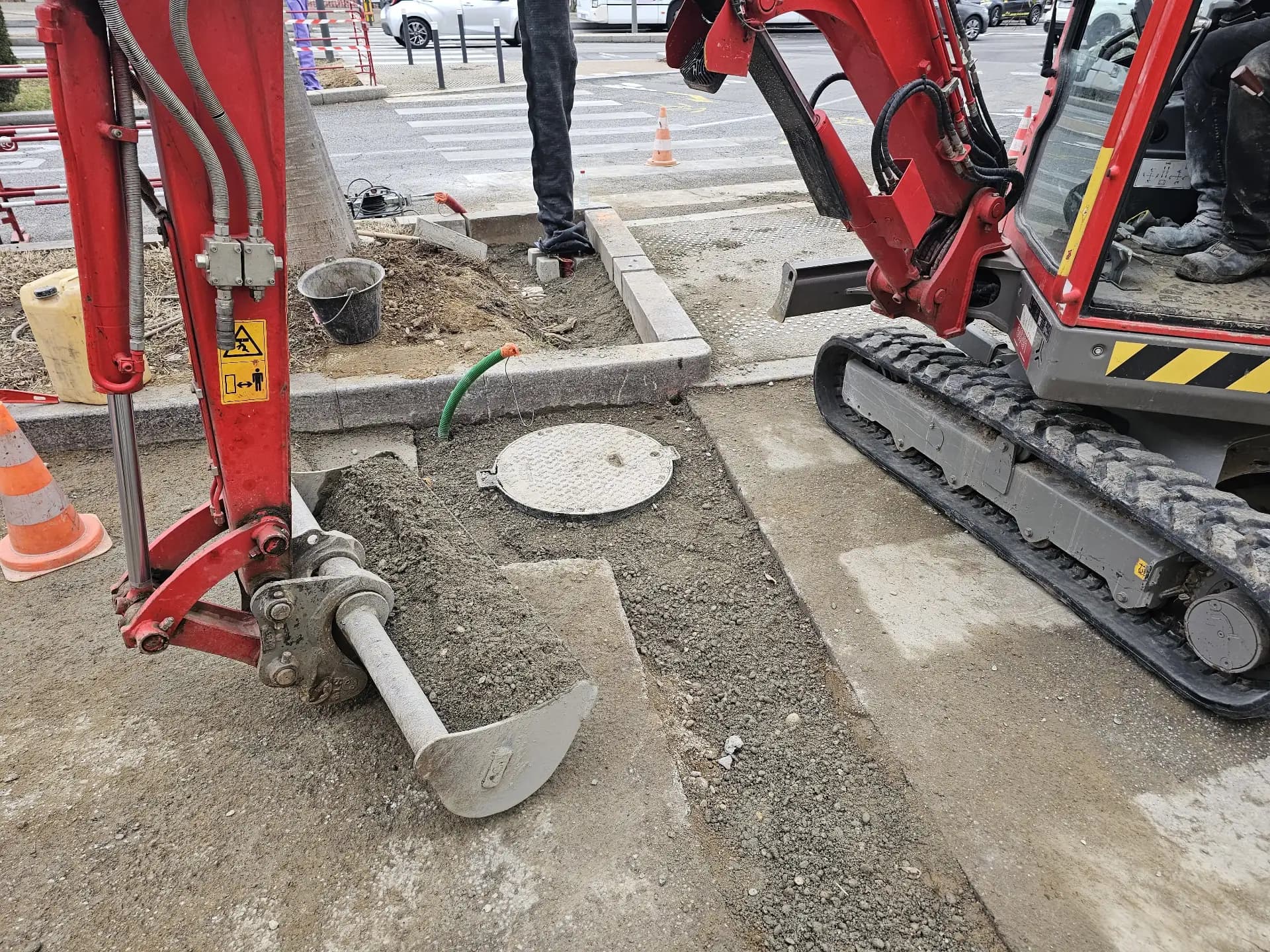 Mur de clôture et enduits — Chantier à Ingrandes