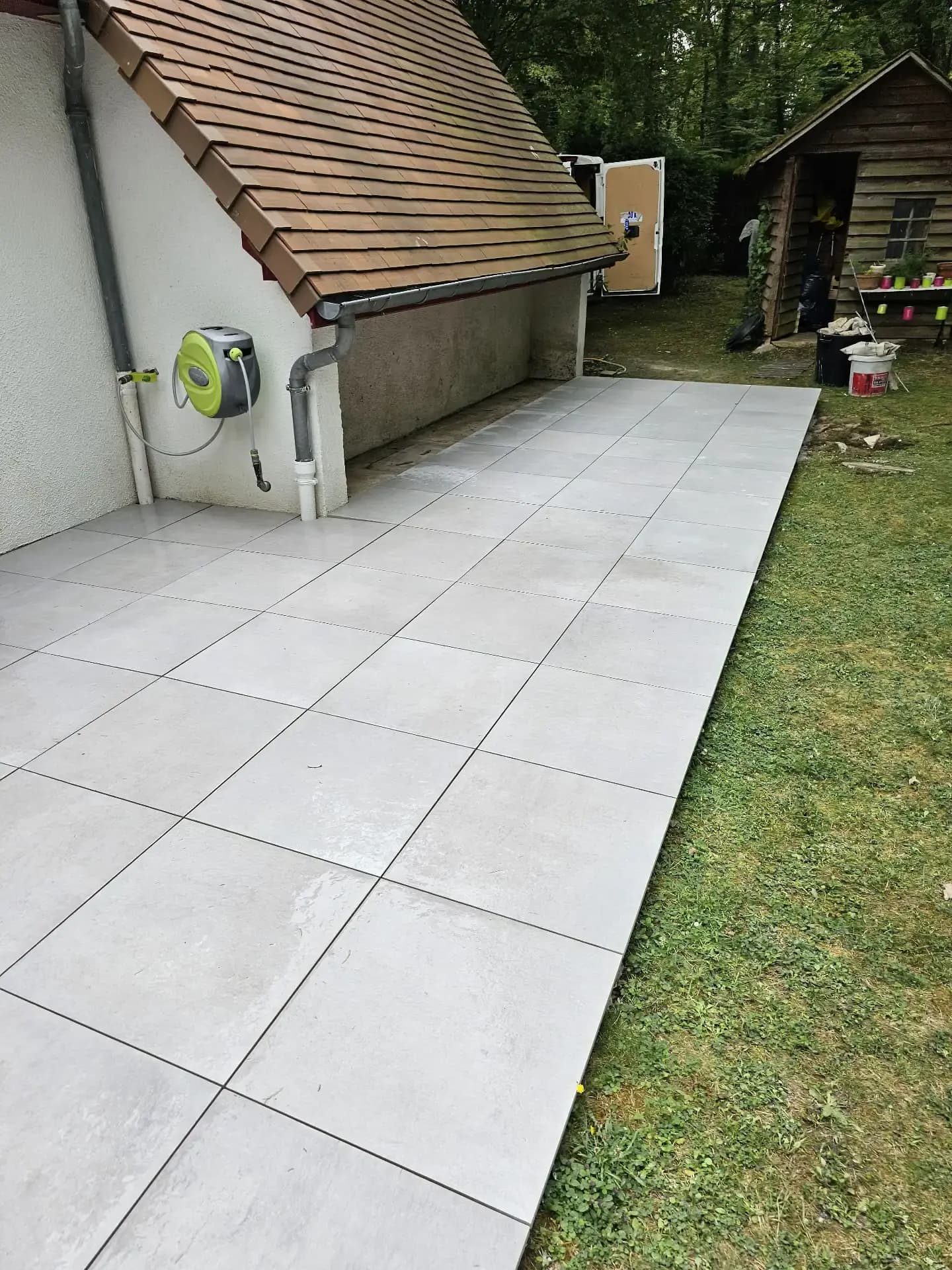 Pose de carrelage extérieur — Chantier à Naintré